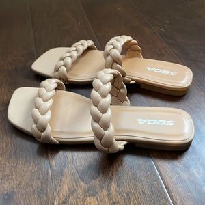 SODA Braided Straps Sandals